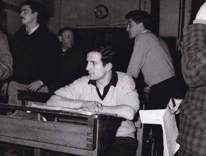 null LES QUATRE CENTS COUPS François Truffaut sur le tournage de son film (1959)....