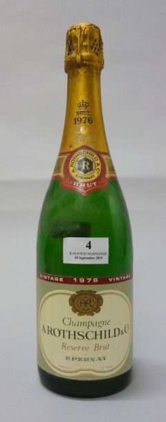 null 1 Bouteille HAMPAGNE A. ROTHSCHILD Brut Réserve 1976 Etiquette légèrement t...