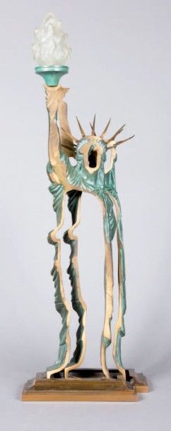ARMAN pour la Galerie CHRYSTIANE CHARLES Modèle LIBERTE. Lampe en bronze à patine...