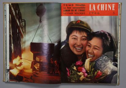 null " La Chine " 10 premiers numéros de la revue, en français, en un volume relié....