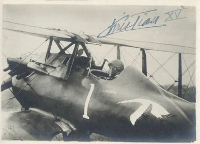 null PHOTOGRAPHIES DE PRESSE AVIATION, vers 1930 à 1977. Formats divers. Ensemble...