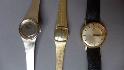 Lot de montres en or comprenant une Oméga...
