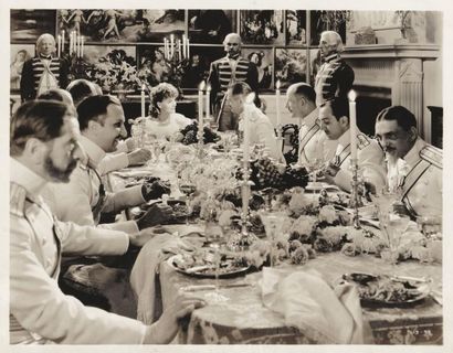 null ANNA KARENINE/ ANNA KARENINA Greta Garbo et Reginald Denny dans le film de Clarence...