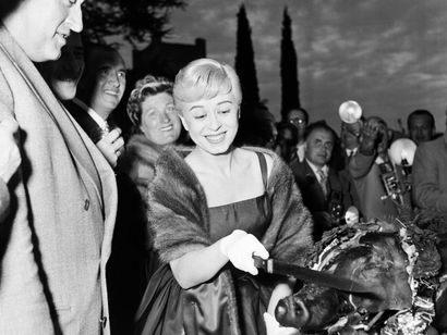 null GIULIETTA MASINA, 1957 Dixième édition du Festival de Cannes. Épreuve jet d'encre...