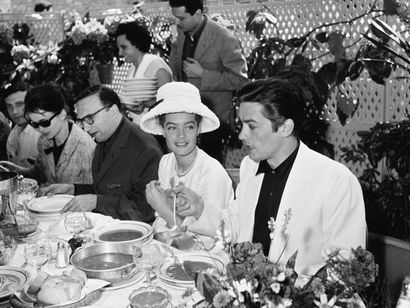 null ROMY SCHNEIDER ET ALAIN DELON, 1962 Quinzième édition du Festival de Cannes....