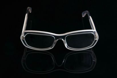 *ANDRE COURREGES (1923-2016)

Paire de lunettes...