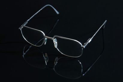 *RAYMOND PEYNET (1908-1999)

Paire de lunettes...