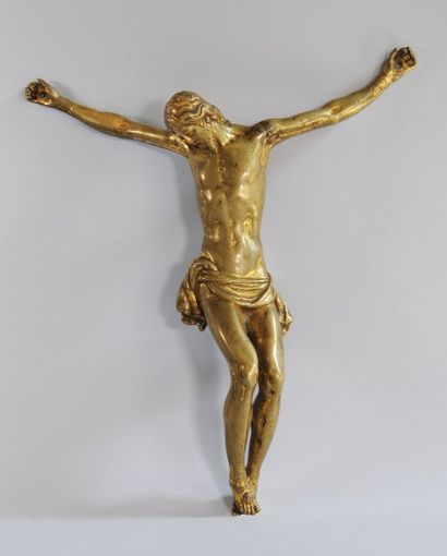null Christ en bronze ciselé et doré (fonte pleine). 

Tête légèrement inclinée sur...