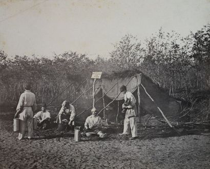 null MILITARIA - SECOND EMPIRE.

Visite de Mr Le Général Daumas au camp de Saint-Médard-en-Jalles...