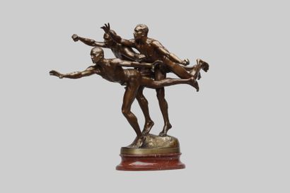 null BOUCHER Alfred (1850-1934).
L'arrivée de la course "Au but!".
Épreuve en bronze,...