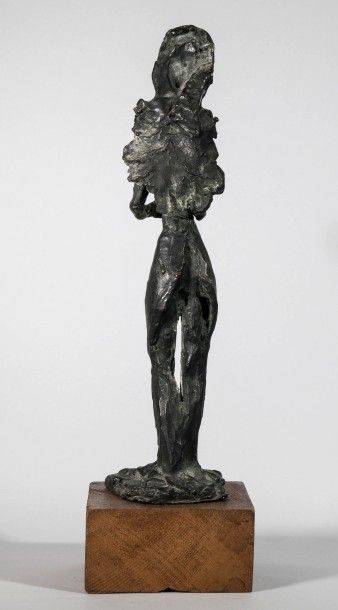 null *FENOSA Apel.les (1899-1988).

Frisée, 1958.

Bronze à patine sombre nuancée...