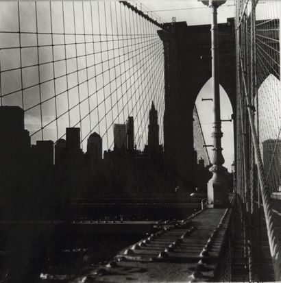 CHRISTOPHE GUILAS (NÉ EN 1963) Pont de Brooklyn, New York, c. 2000. Tirage argentique...