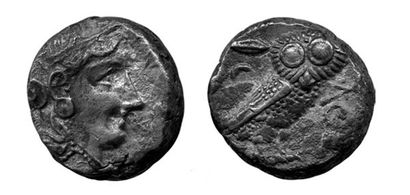  Tétradrachme (350-300) Tête d'Athéna casquée à l'oeil de profil. R./ Chouette, croissant...