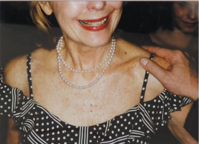 Martin Parr (1952) Not another Party ! (2004) [collier de perles] (Wolfsonian Party,...