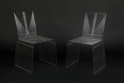 null MAX SAUZE (né en 1933). PAIRE DE CHAISES.

Paire de chaises à structure formant...