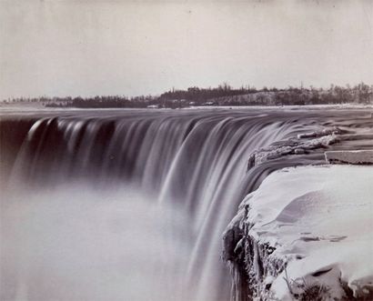 Les chutes du Niagara en hiver, c. 1870....