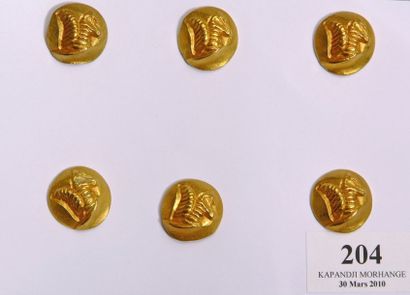 LINE VAUTRIN 6 Boutons Pégase en bronze doré, D. 23 mm.