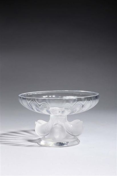 null MAISON LALIQUE 
Coupe " Nogent " en cristal incolore moulé-pressé en partie...