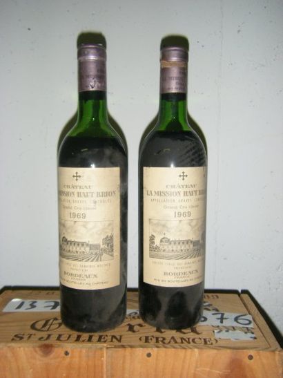 2 bouteilles Lafite-Rothschild 1962, Niveaux...