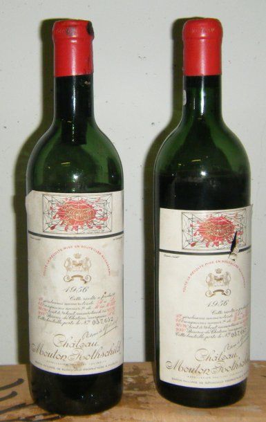 null 1 bouteille Cheval Blanc 1962, légèrement base, étiquette tachée 