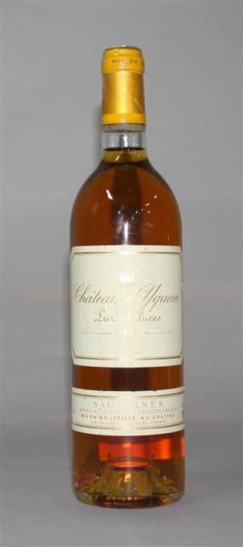 null 1 Bouteille / Château d'Yquem 1er GC supérieur. Sauternes 1991. 
