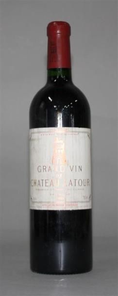 null 1 Bouteille / Château Latour 1er GCC. Pauillac 1998.
Étiquette légèrement tachée....