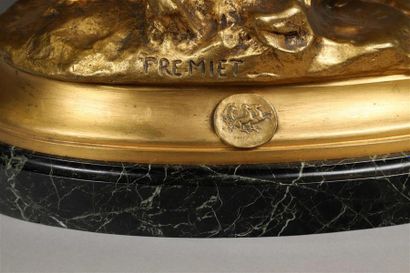 null Emmanuel FREMIET (1824-1910).
Le conducteur de char.
Bronze à patine doré portant...