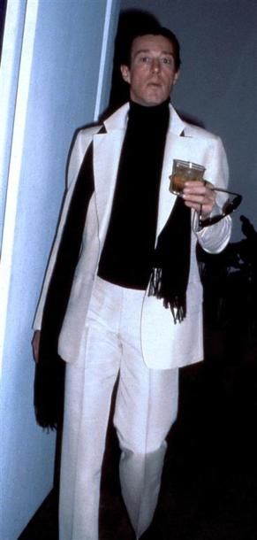 null HALSTON (ROY HALSTON FROWICK).
By Rose Hartman.
Private cocktail party, Halston's...