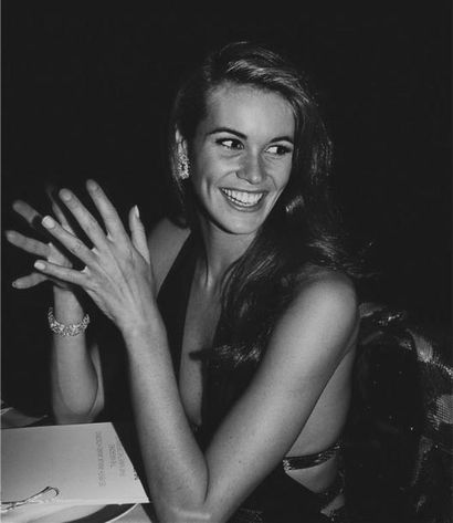 null ELLE MACPHERSON.
By Rose Hartman.
Gala, Waldorf Astoria.
1990's.
Tirage numérique...