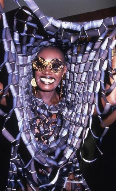 null GRACE JONES IN THIERRY MUGLER DESIGN.
By Rose Hartman.
Birthday party for Mark...