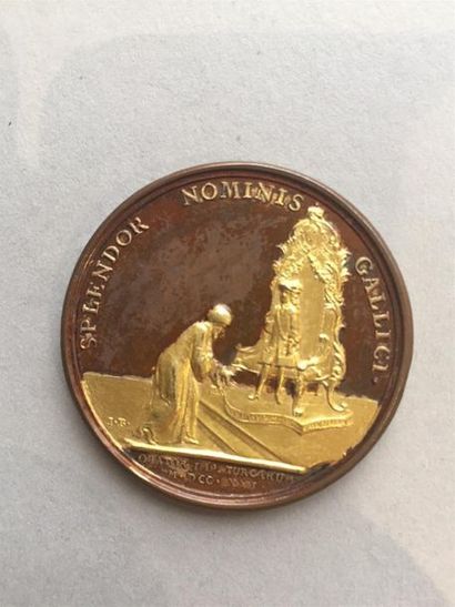 null LOUIS XV (1715-1774). Médaille. Buste du roi à dr., couronné de laurier. R./...