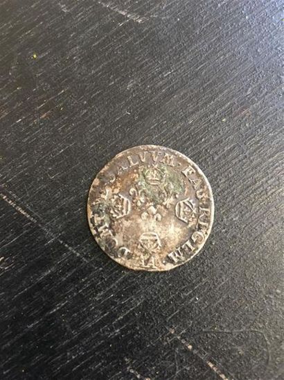 null Pièce de 10 sols argent Louis XIV au quatre couronnes, AA, Metz.
Diam. : 23mm.
Poids....