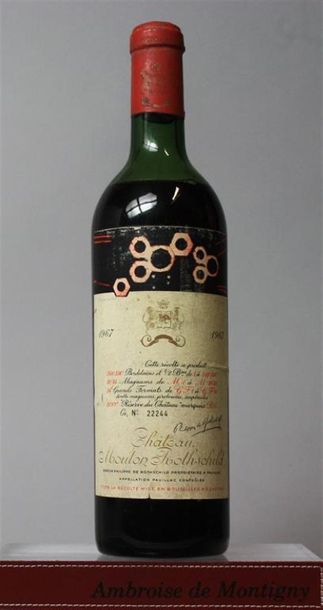 null 1 bouteille CHÂTEAU MOUTON ROTHSCHILD - 1er GCC Pauillac, 1967.
Niveau mi é...