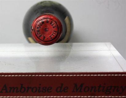 null 1 bouteille CHAMBOLLE MUSIGNY 1er cru "Les Amoureuses" - G. ROUMIER, 1976.	
Étiquette...