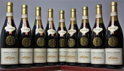 null 9 bouteilles CHAMBOLLE MUSIGNY - MORIN, 1996.	
Trois étiquettes légèrement tachées,...
