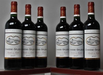 null 6 bouteilles CHÂTEAU CHASSE SPLEEN - Haut Médoc, 2007.	
Caisse bois d'origi...