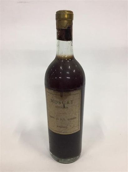 1 bouteille Muscat J.L. GARROS.