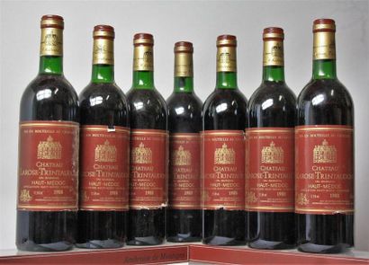  7 bouteilles CHÂTEAU La ROSE TRINTAUDON - Haut Médoc, 1988.	 Etiquettes griffées,...
