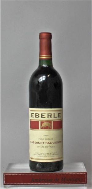 null LOT de 8 bouteilles VINS ETRANGERS : 
1 CALIFORNIE : PASO ROBLES - EBERLE Cabernet...