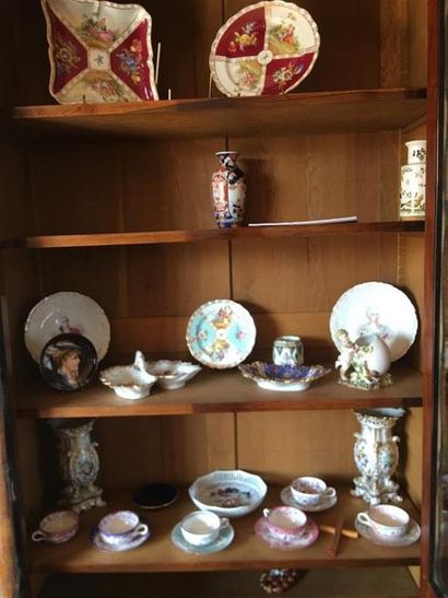 Lot de ceramique et porcelaine comprenant...
