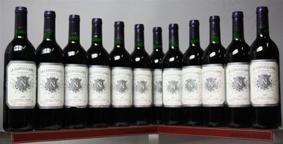 null 12 bouteilles CHÂTEAU LA CONSEILLANTE - Pomerol 1990.
Caisse bois d'origine....