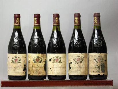 null 5 bouteilles HAUTES CÔTES DE BEAUNE "LE VIGNOT" - P. LAFOREST 1995.
Etiquettes...