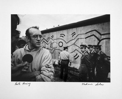  Keith Haring Berlin 
print on FUJIFILM paper, size 40 x 49.5 cm titled and signed... Gazette Drouot