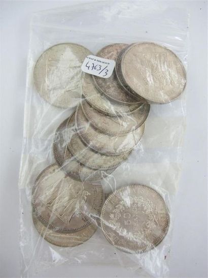 null Lot de 14 pièces de 50 Fransc en argent. Poids : 420 g.