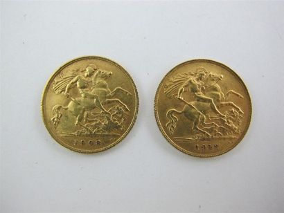 null 2 pièces en or Souverain 1908 et 1912. Poids : 7.9 g.