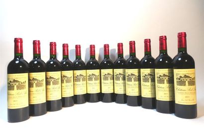 null 12 bouteilles CH. BEL-AIR, Lussac St. Emilion, 2011, Pomerol ou bordeaux
