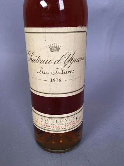 null 1 bouteille CH. YQUEM, 1er Gc supérieur, SAUTERNE, 1976
