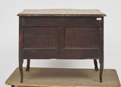 France (Paris), mid-18th century A Commode - France (Paris), mid-18th century Rosewood... Gazette Drouot
