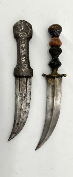 null TWO oriental daggers, circa 1880
This magnificent duo consists of two oriental-style...