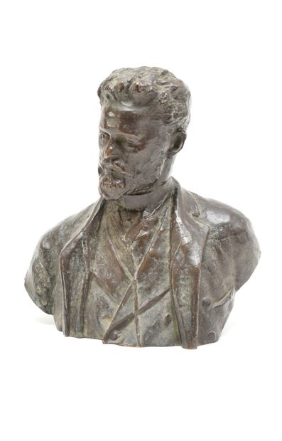 null GINZBURG Ilja (1859-1939)
Portrait de sculpteur Mark Antokolski
Bronze, c.1907
Signé...